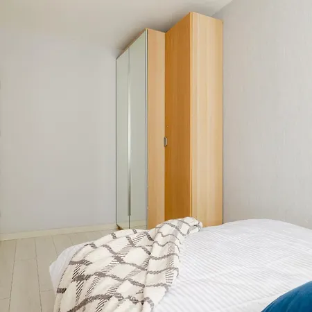 Alabas Riverside Apartmán *