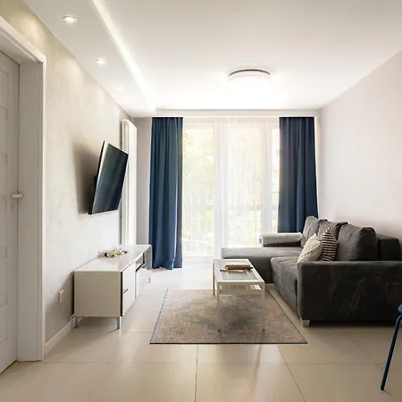 Alabas Riverside Apartmán *
